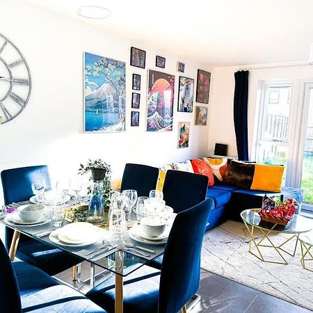 Contractors, Families, Tourists & Groups Welcome Sleeps Upto 9, Garden, Pet Allowed, Parking Included! Birmingham Exterior foto